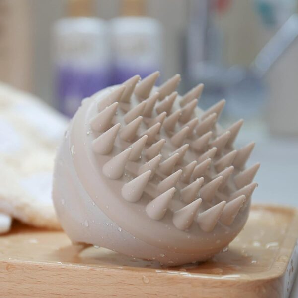HAIR SCRUB LUSH HAIR THERAPY BRUSH